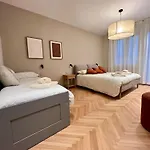 홈스테이 Residenza Lungosile *